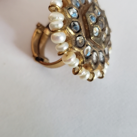 Ring - Picture 7 of 8